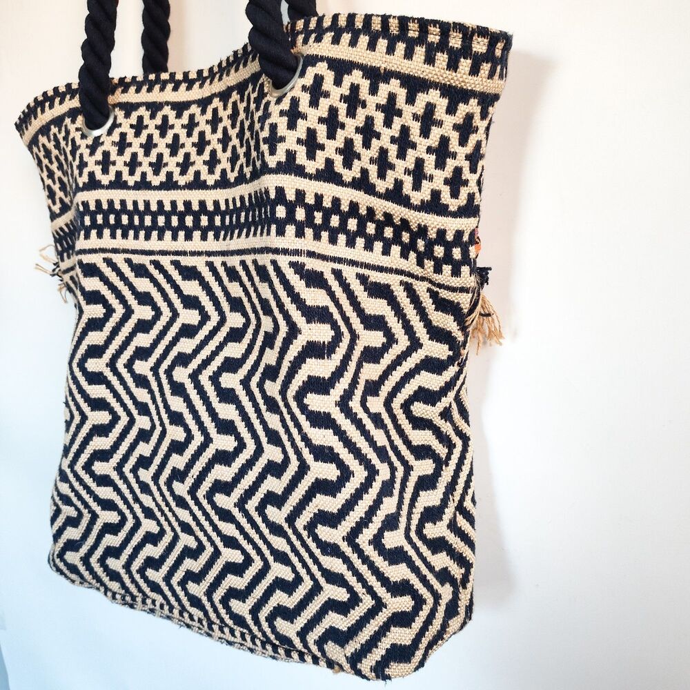 C&C California Bag Tote Woven Jute Boho Shoulder Fringe Navy Cream Coins Hippie - Picture 9 of 11